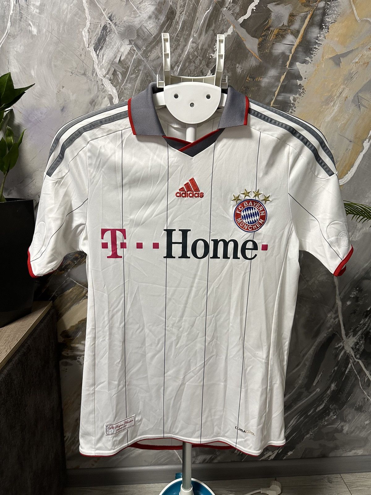 Adidas FC Bayern Monachium 2009/10 Home Jersey T-moblie Munich Size US S / EU 44-46 / 1 - 1 Thumbnail
