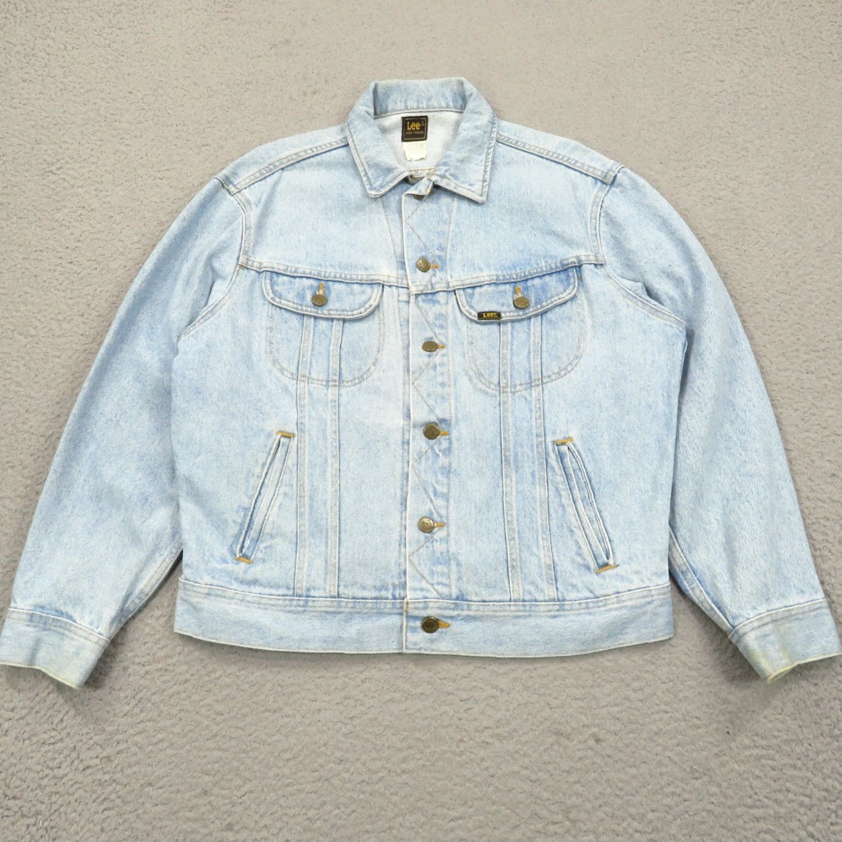 Lee VINTAGE Lee Denim Jacket Medium 80s Made in USA Light Wash Trucker Mens Coat VTG Size US M / EU 48-50 / 2 - 2 Thumbnail