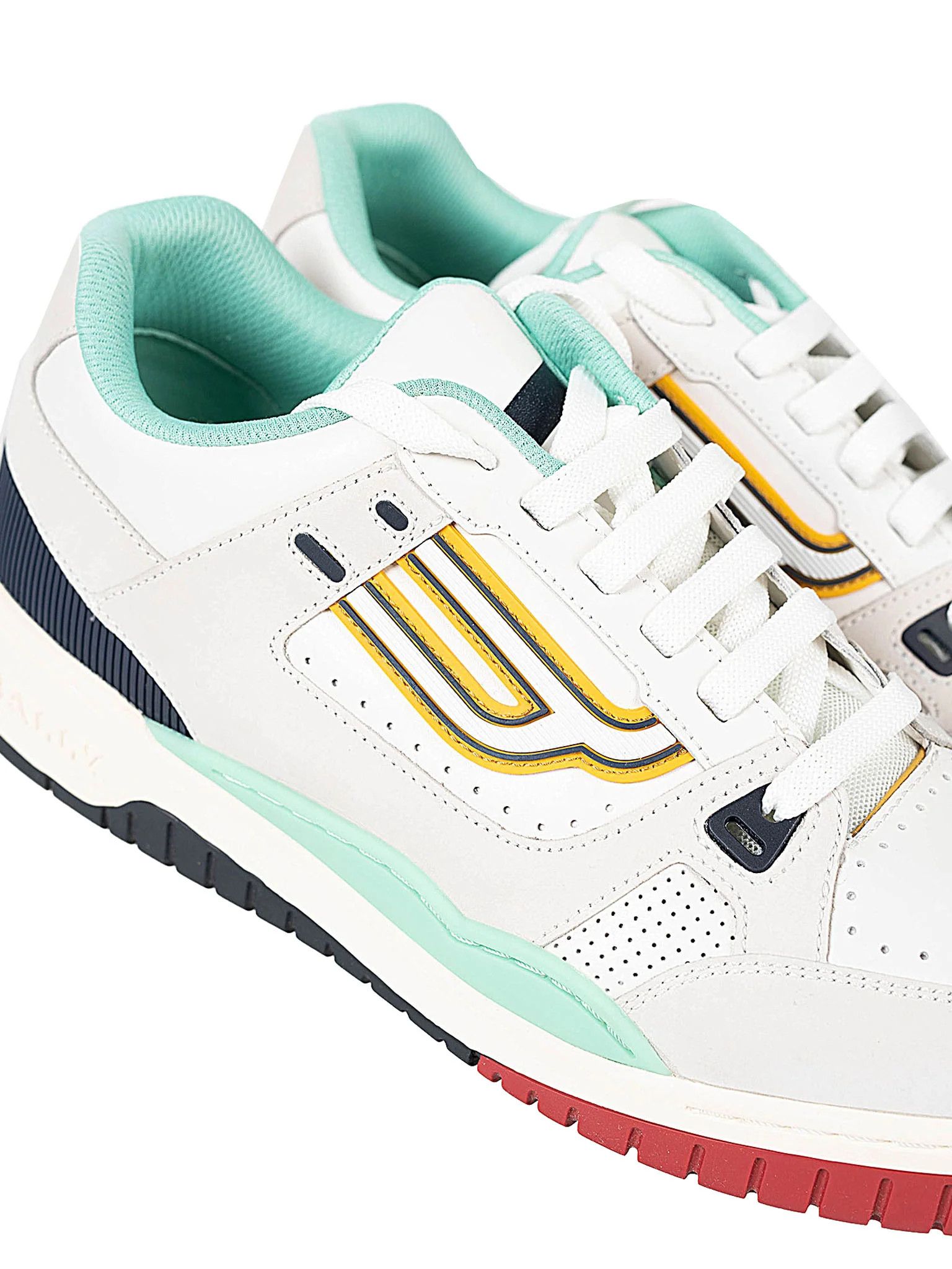 o1y1224 Low-Top Sneakers in Multicolor