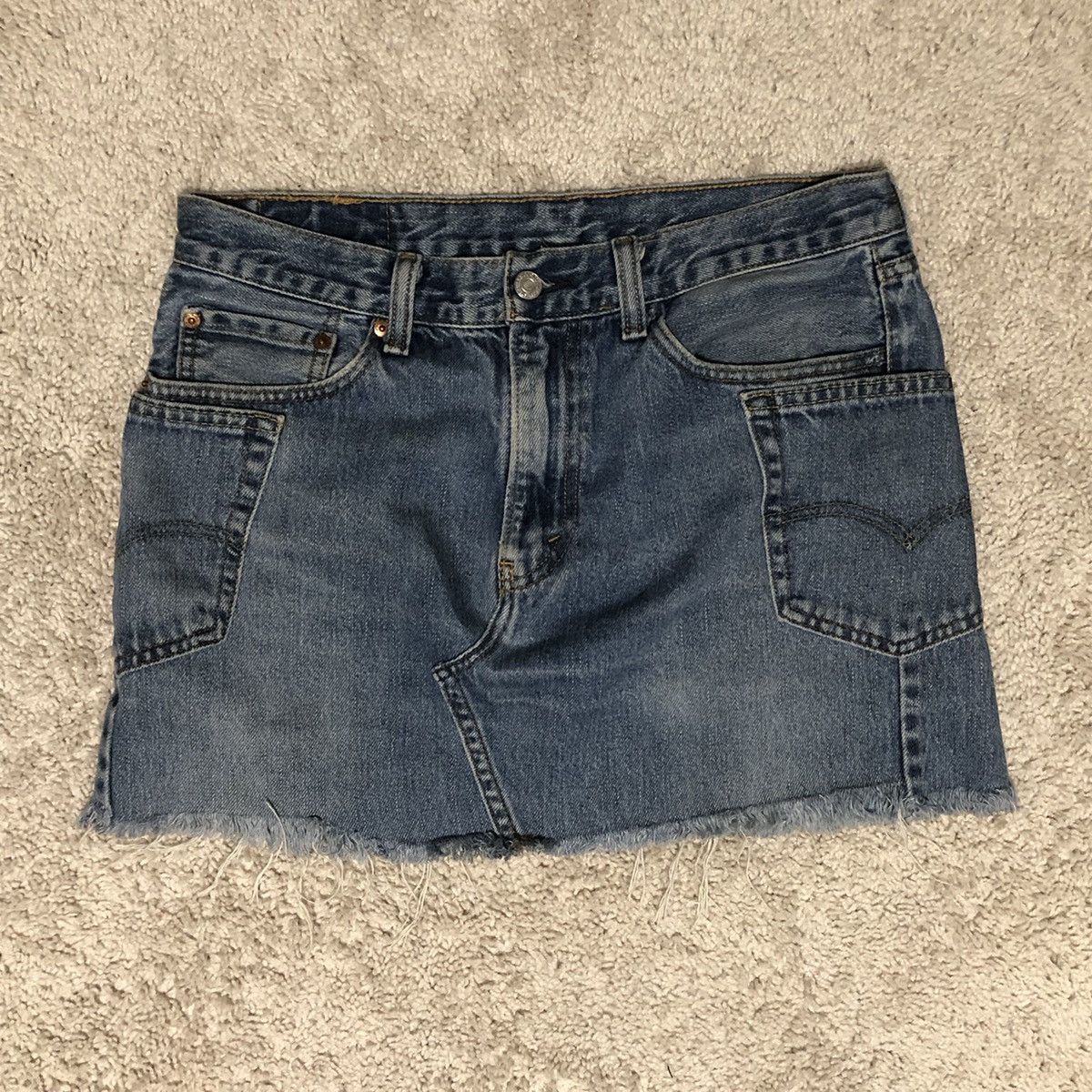 Levi's Levi’s Reconstructed Denim Mini Skirt Size 32" / US 10 / IT 46 - 2 Thumbnail