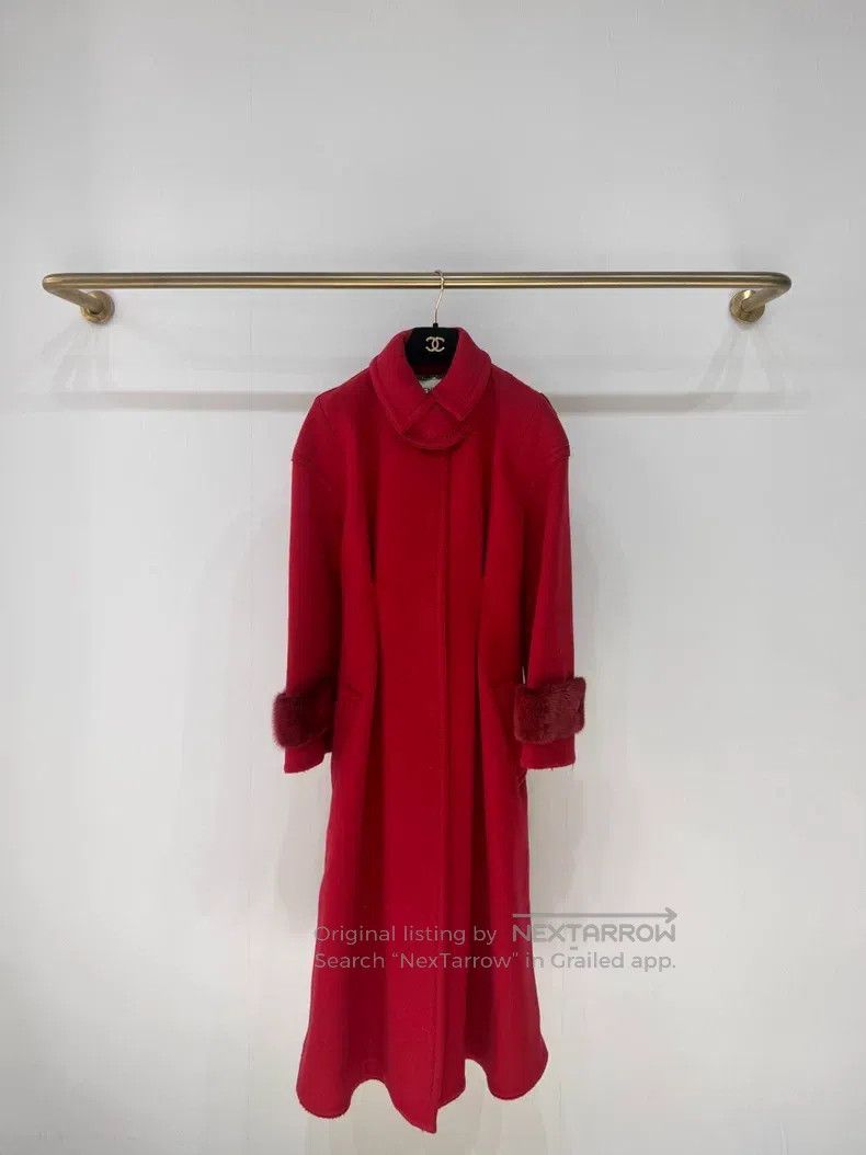 Fendi Fendi Crimson Red Mink Fur Collar Wool Cashmere Coat Size XXS / US 00 / IT 34 - 1 Thumbnail