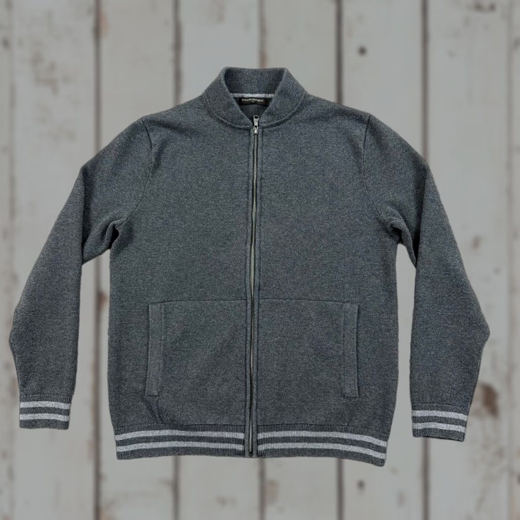 Banana Republic Banana Republic Sweater Mens L Gray Knit Full Zip Cotton Long Sleeve Varsity Size US L / EU 52-54 / 3 - 1 Thumbnail