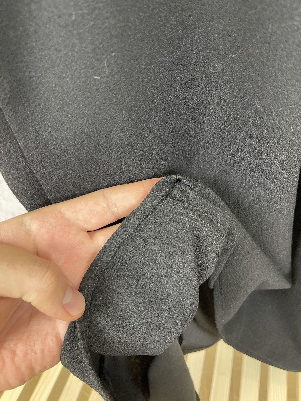 Vintage Yves Saint Laurent vintage black basic classic midi dress Size M / US 6-8 / IT 42-44 - 14 Thumbnail