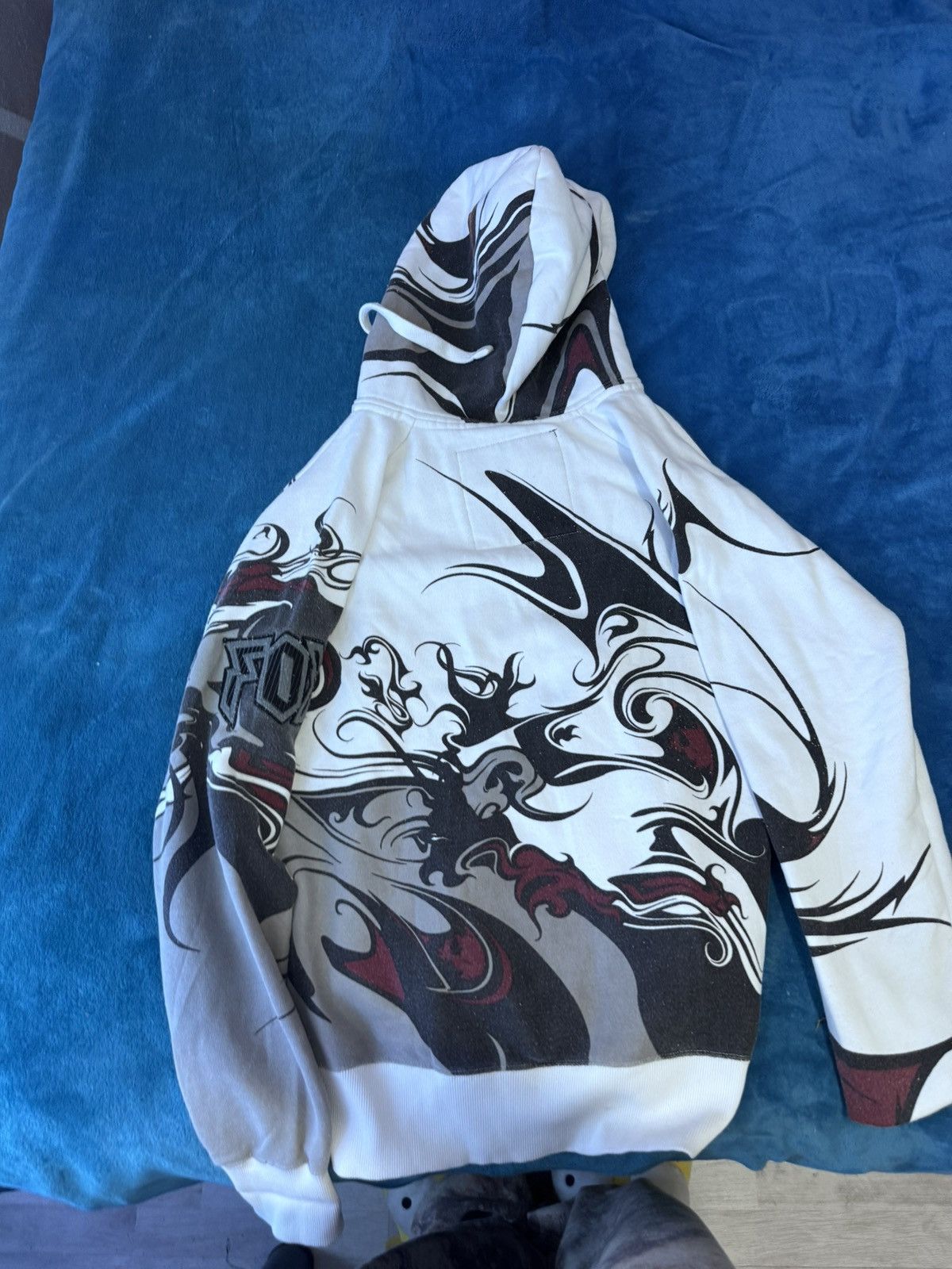 Fox Racing × Vintage Y2K Sasquatch Spell Out Embroidered Logo Hoodie Size US M / EU 48-50 / 2 - 2 Thumbnail