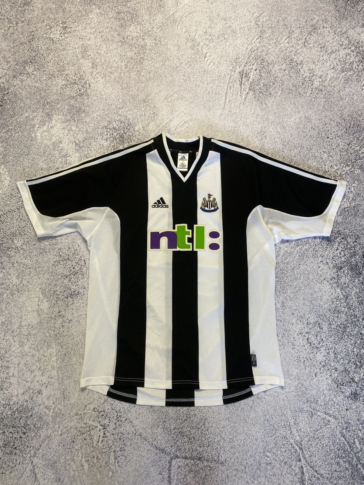 Adidas × Vintage Vintage Newcastle United 2001-2003 Adidas Soccer Jersey Size US L / EU 52-54 / 3 - 1 Thumbnail