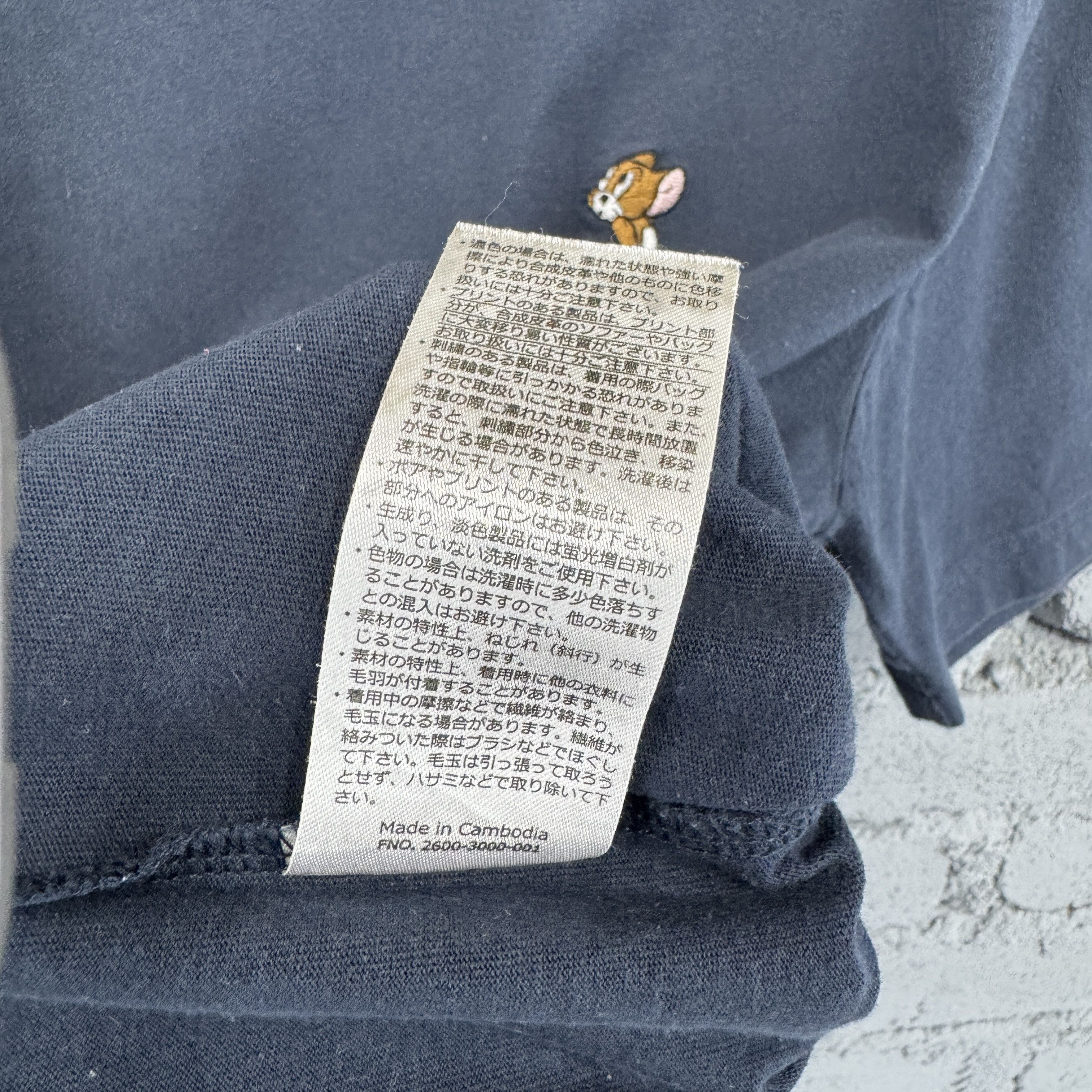 Vintage Tom & Jerry Big Logo Backhit Tshirt Sunfaded Size US L / EU 52-54 / 3 - 7 Thumbnail