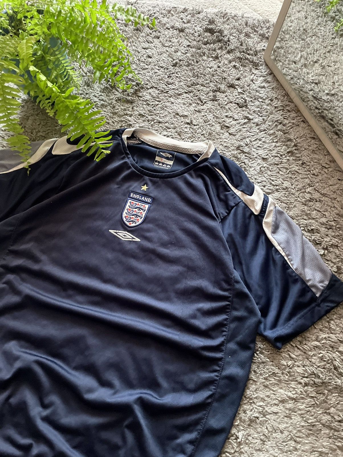 Umbro × Vintage 00s Umbro Soccer Jersey England Logo Rare Streetwear Size US M / EU 48-50 / 2 - 4 Thumbnail