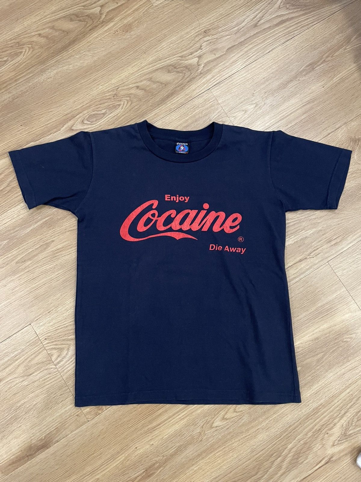 Vintage Vintage Enjoy Cocaine Die Away Coca Cola Parody Shirt Size US M / EU 48-50 / 2 - 1 Thumbnail
