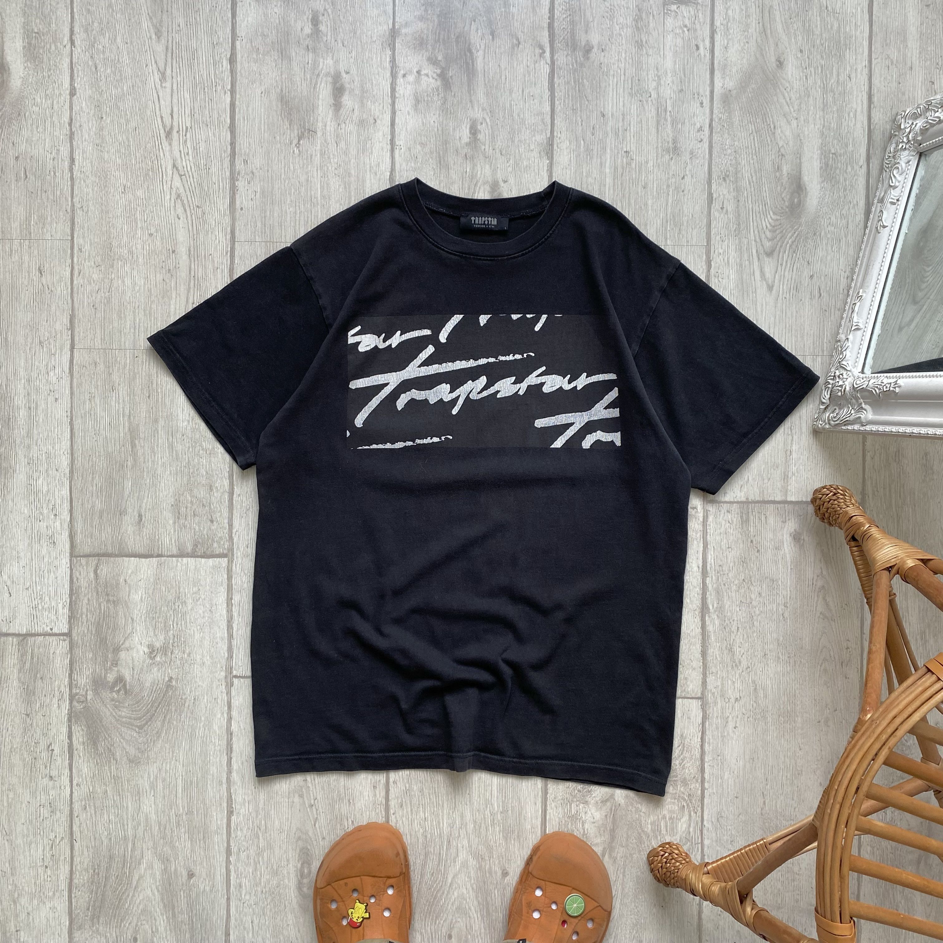 Trapstar London Drill Trapstar Distressed logo tee Vintage style Size US M / EU 48-50 / 2 - 1 Thumbnail