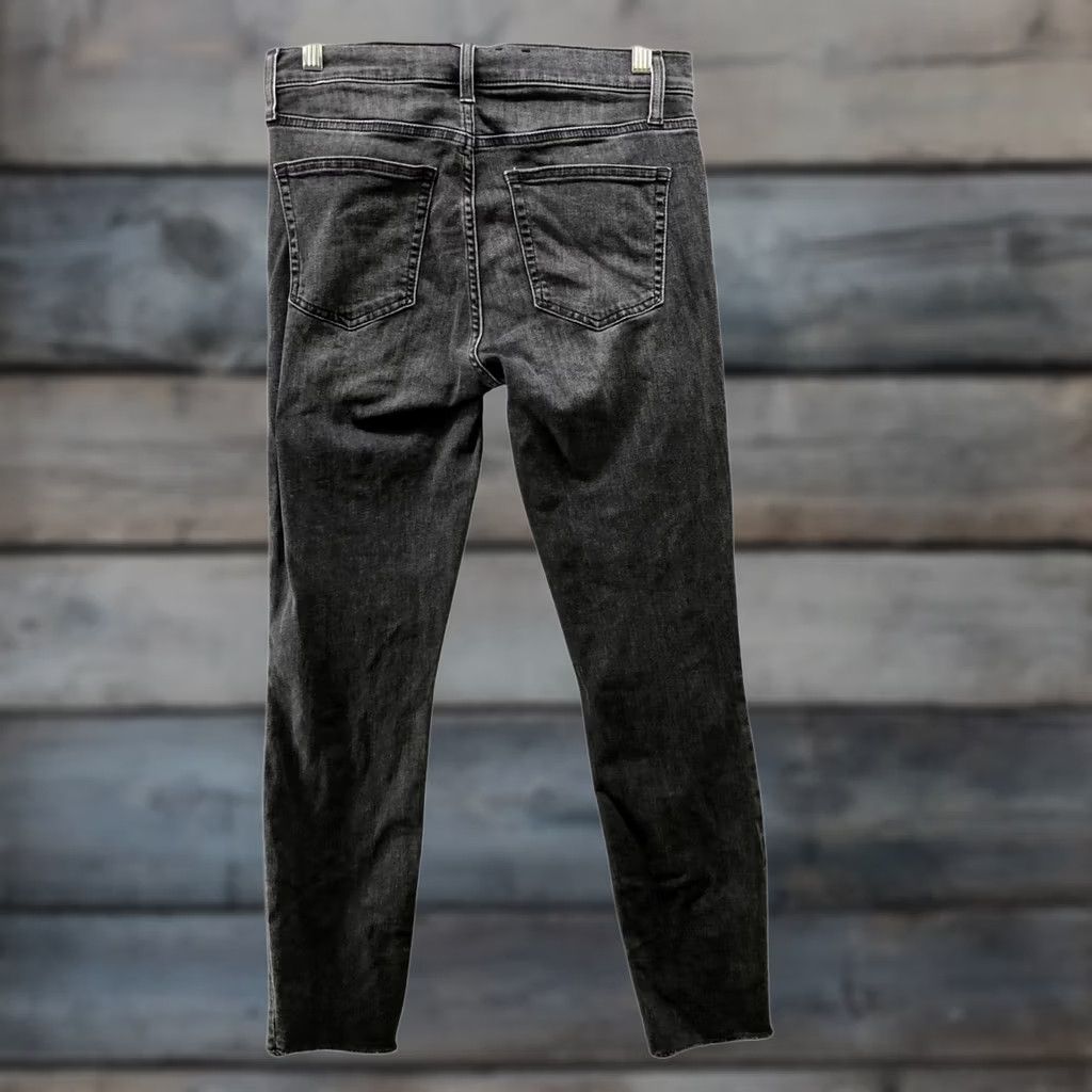 Gap Gap True Skinny Mid Rise Jeans Womens 6 Washed Black Button Fly Stretch Raw Hem Jeans Size 28" / US 6 / IT 42 - 1 Thumbnail