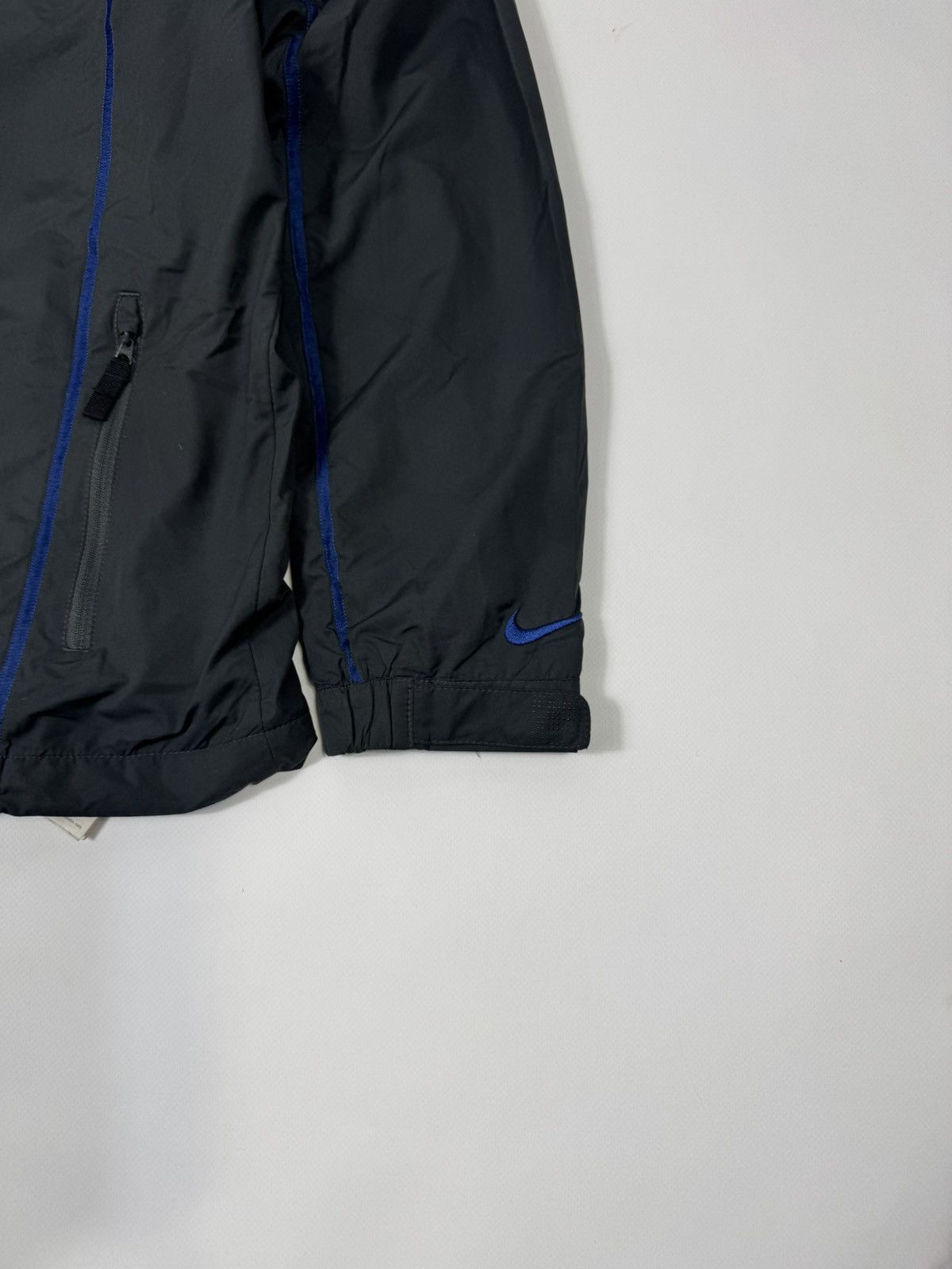 Nike Vintage Nike Nylon Drill Y2k Baggy Jacket Size US L / EU 52-54 / 3 - 5 Thumbnail