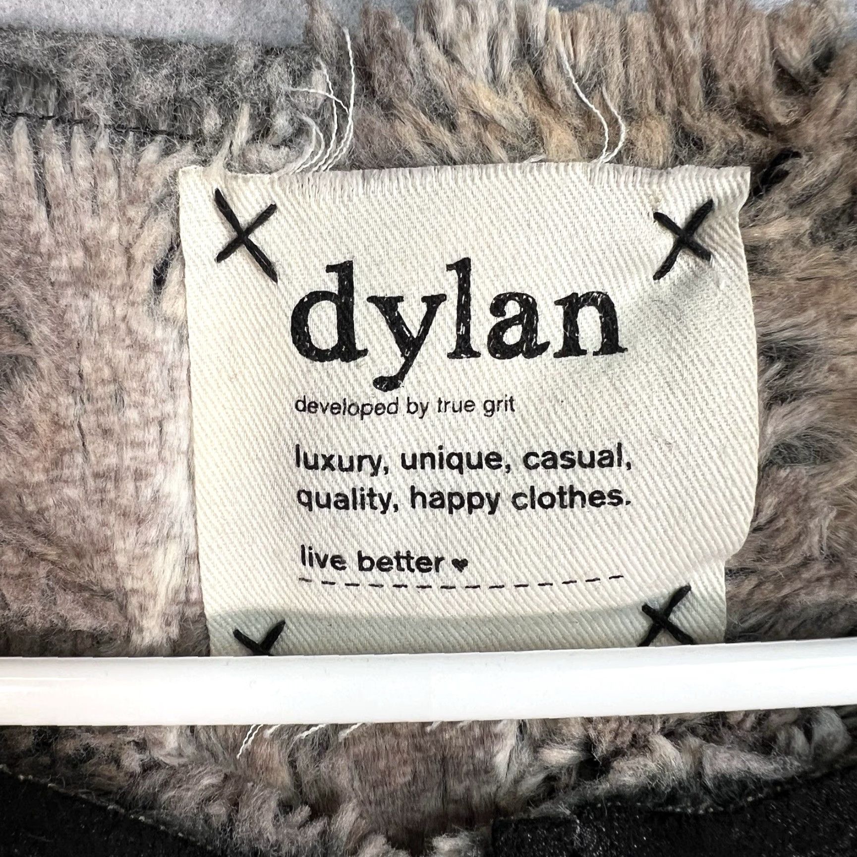 Vintage DYLAN by TRUE GRIT Women Coat Jacket Faux Fur Reversible Black XS Jacket Womens XS Reversible Faux Fur Vintage 168 Size XS / US 0-2 / IT 36-38 - 4 Thumbnail