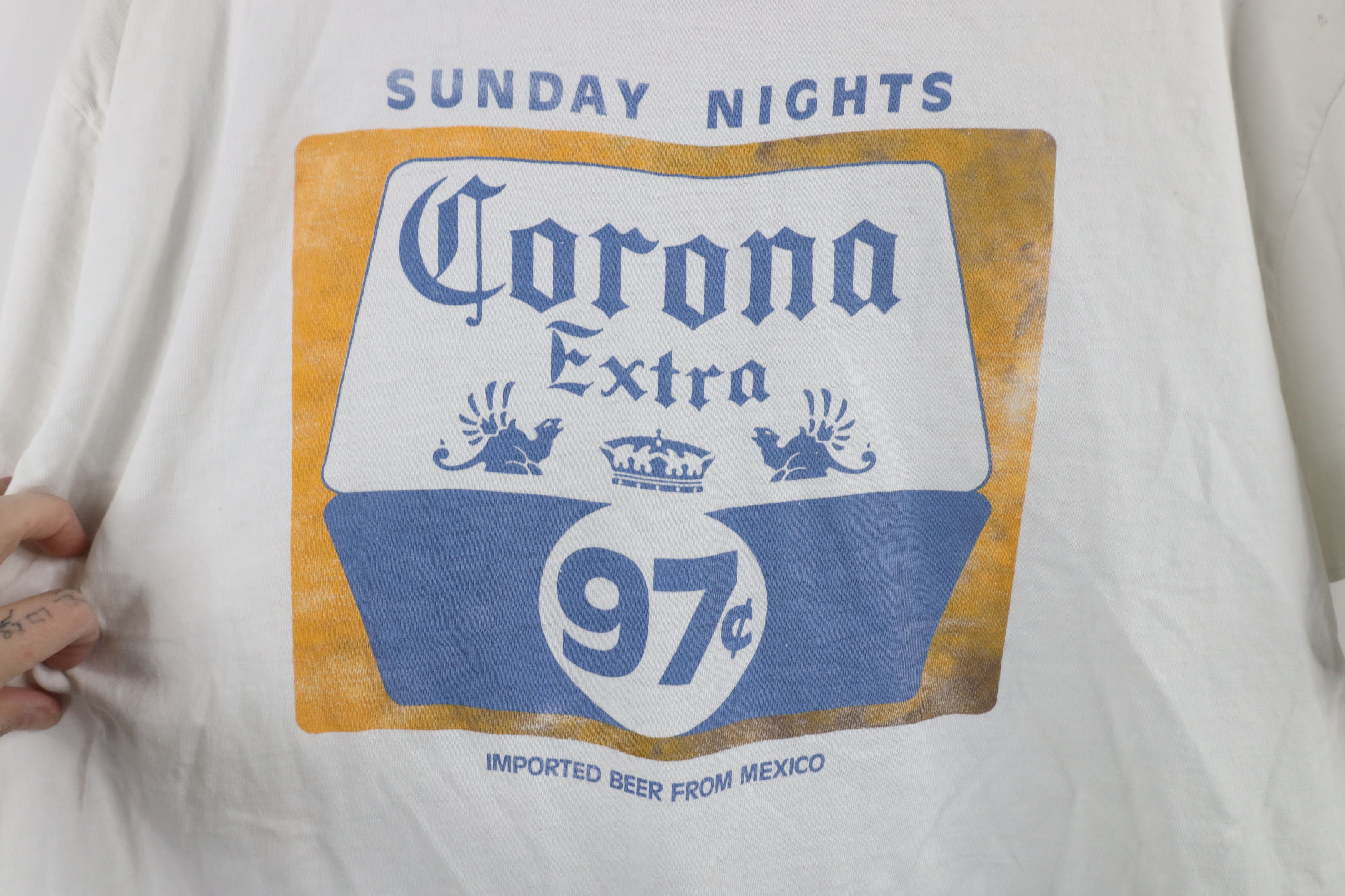 Vintage Vintage 80s Onion Mexican Grill Corona Beach Cult T-Shirt Size US XL / EU 56 / 4 - 13 Thumbnail