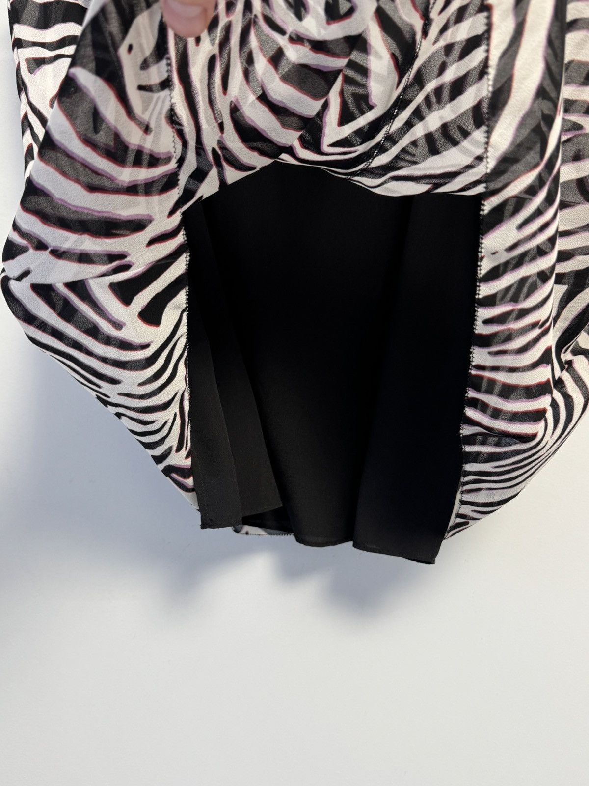 Escada ESCADA Women’s Zebra Print Sleeveless Blouse – Size 38 (M) Size XS / US 0-2 / IT 36-38 - 9 Thumbnail