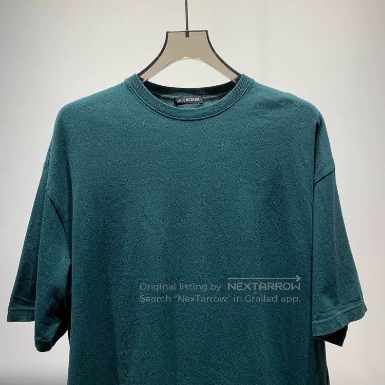 Balenciaga Balenciaga Logo Printed Round Neck Raglan Sleeve Short Sle Size US S / EU 44-46 / 1 - 3 Thumbnail