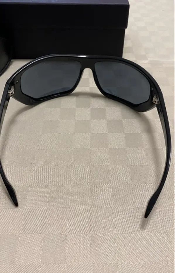Prada × Vintage PRADA Sunglasses Rectangle Wrap Shield Metal Symbole RI927 Size ONE SIZE - 4 Thumbnail