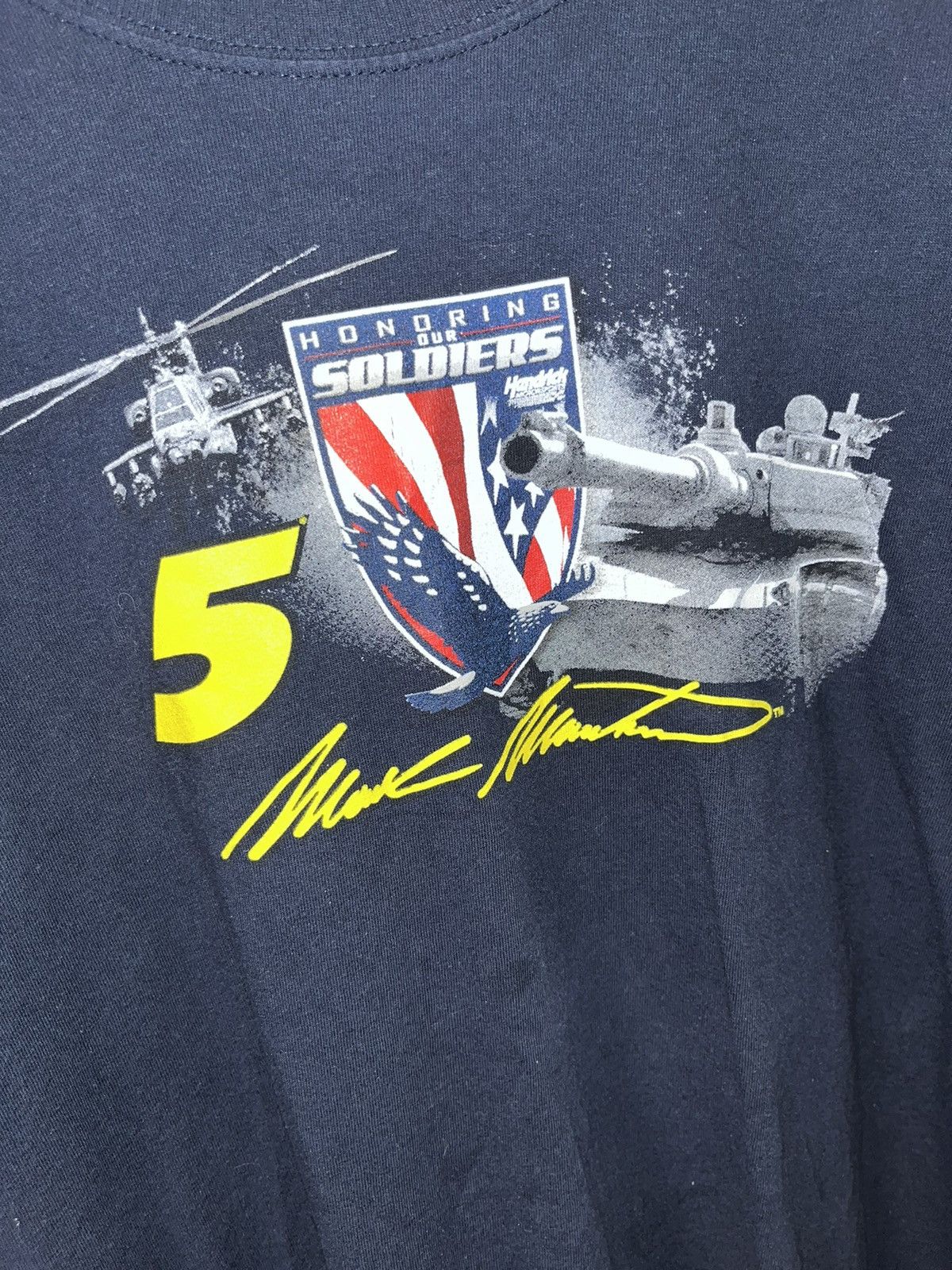 NASCAR × Vintage NASCAR Vintage Racing T Shirt Honoring Our Soldiers Size US XL / EU 56 / 4 - 2 Thumbnail