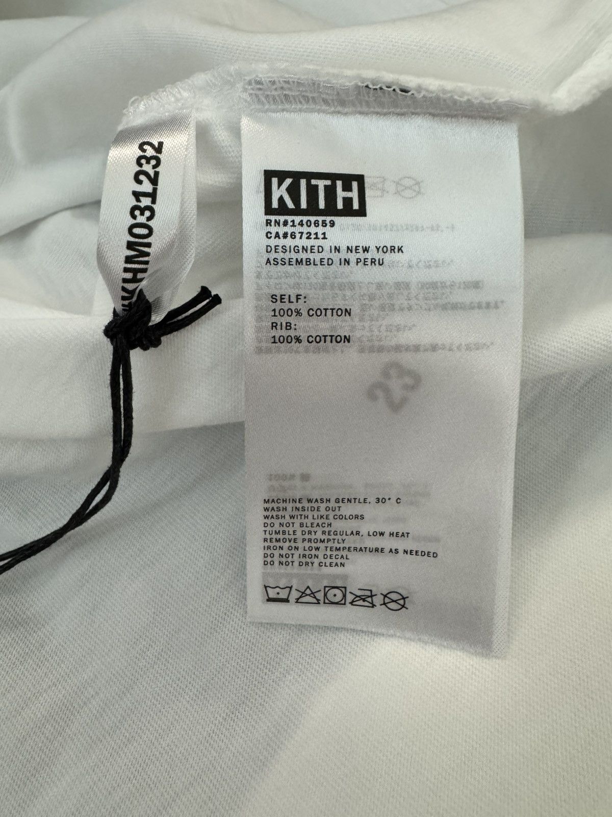 Kith The Beatles Red Roses Vintage Tee Size US S / EU 44-46 / 1 - 4 Thumbnail
