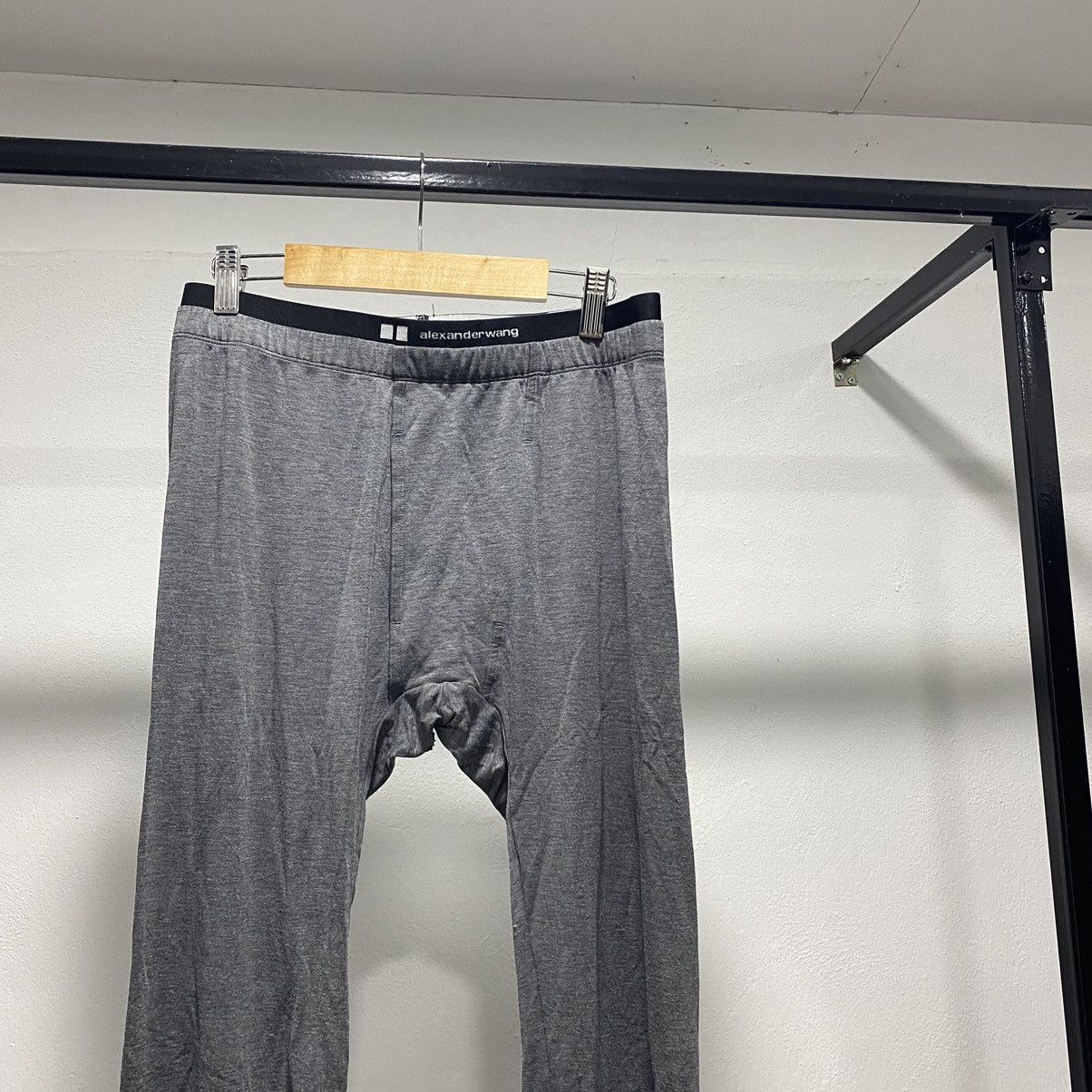 Alexander Wang × Designer × Japanese Brand Sick☠️ Alexander Wang Uniqlo Running Tight Pants Size US 34 / EU 50 - 2 Thumbnail