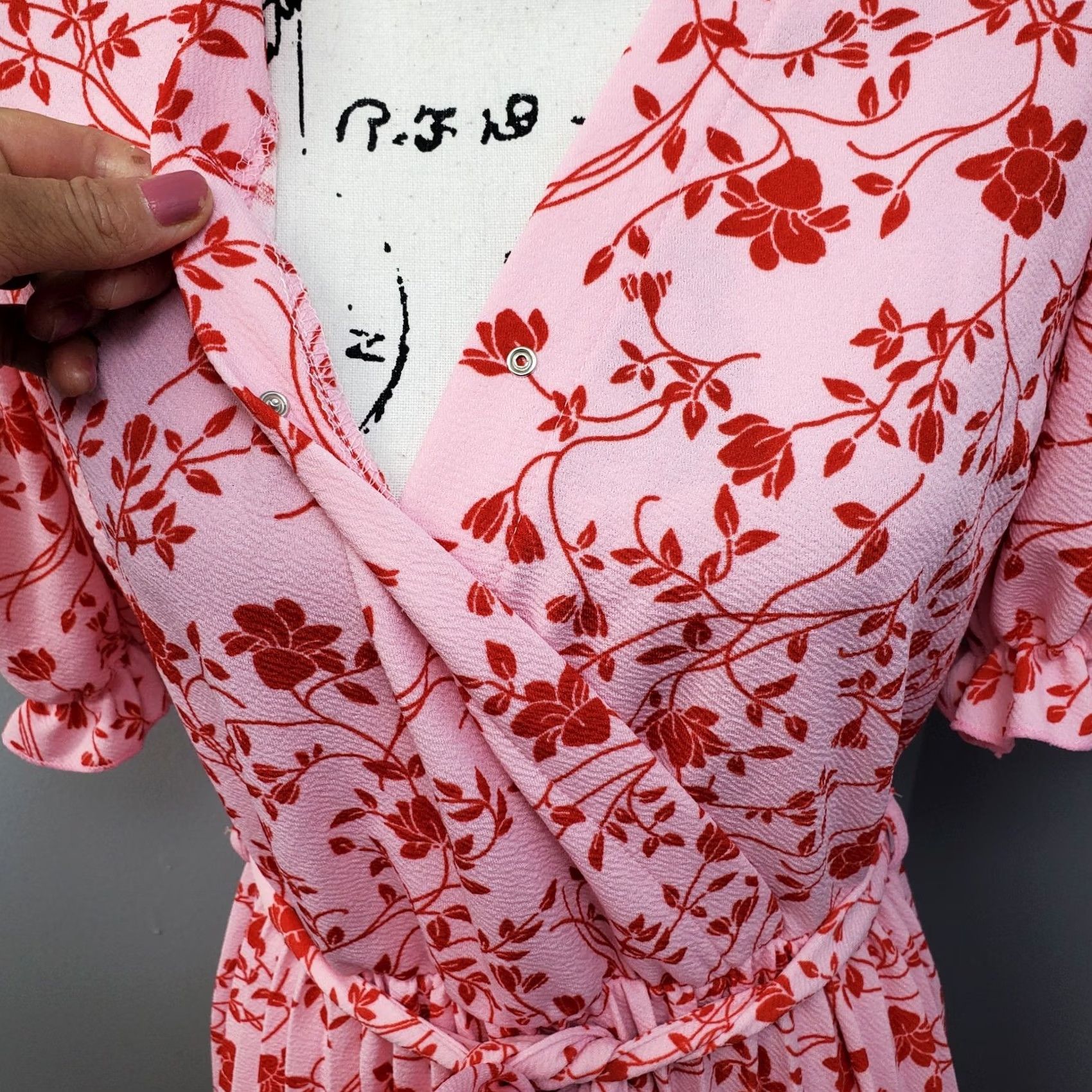 Pinko Lark + Grey Wrap Dress Womens Size M Pink & Red Floral Peasant Sleeve Tie Waist Knee Length V-Neck Short Sleeve Size M / US 6-8 / IT 42-44 - 7 Thumbnail