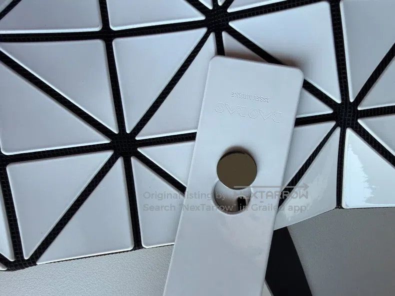 Issey Miyake Issey Miyake White Quilted Bag Size ONE SIZE - 5 Thumbnail