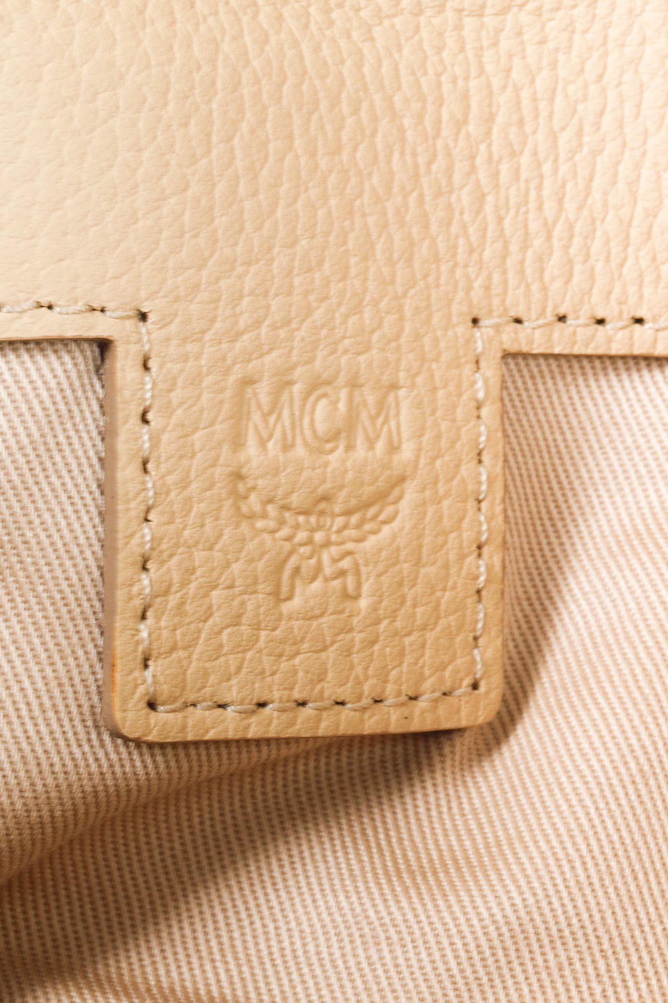 MCM MCM Corina Leather & Visetos Foldover Crossbody Clutch Size ONE SIZE - 16 Thumbnail