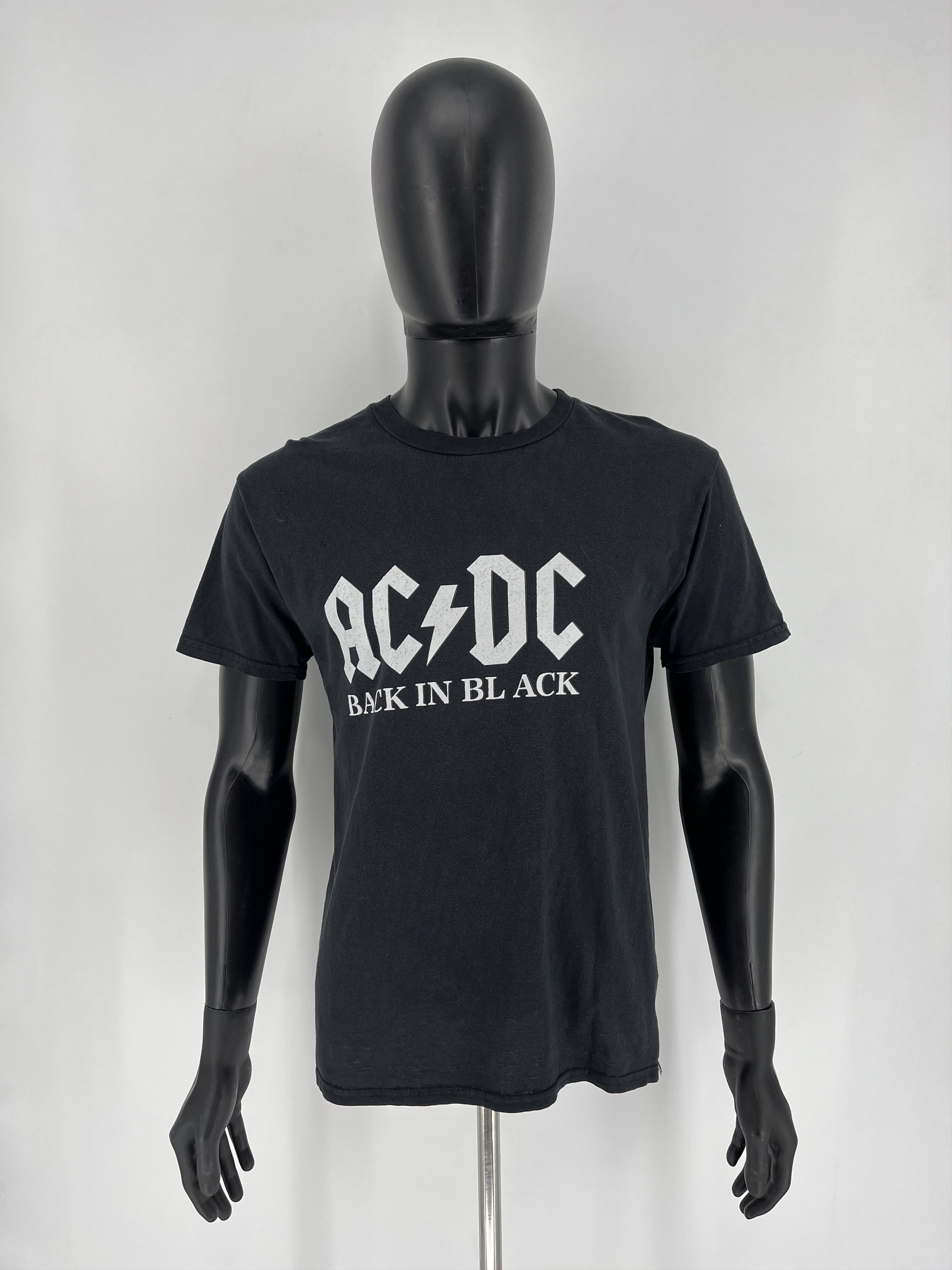 AC/DC Vintage Y2K AC/DC ACDC Black In Evrope Tour Big Logo Size US M / EU 48-50 / 2 - 2 Thumbnail