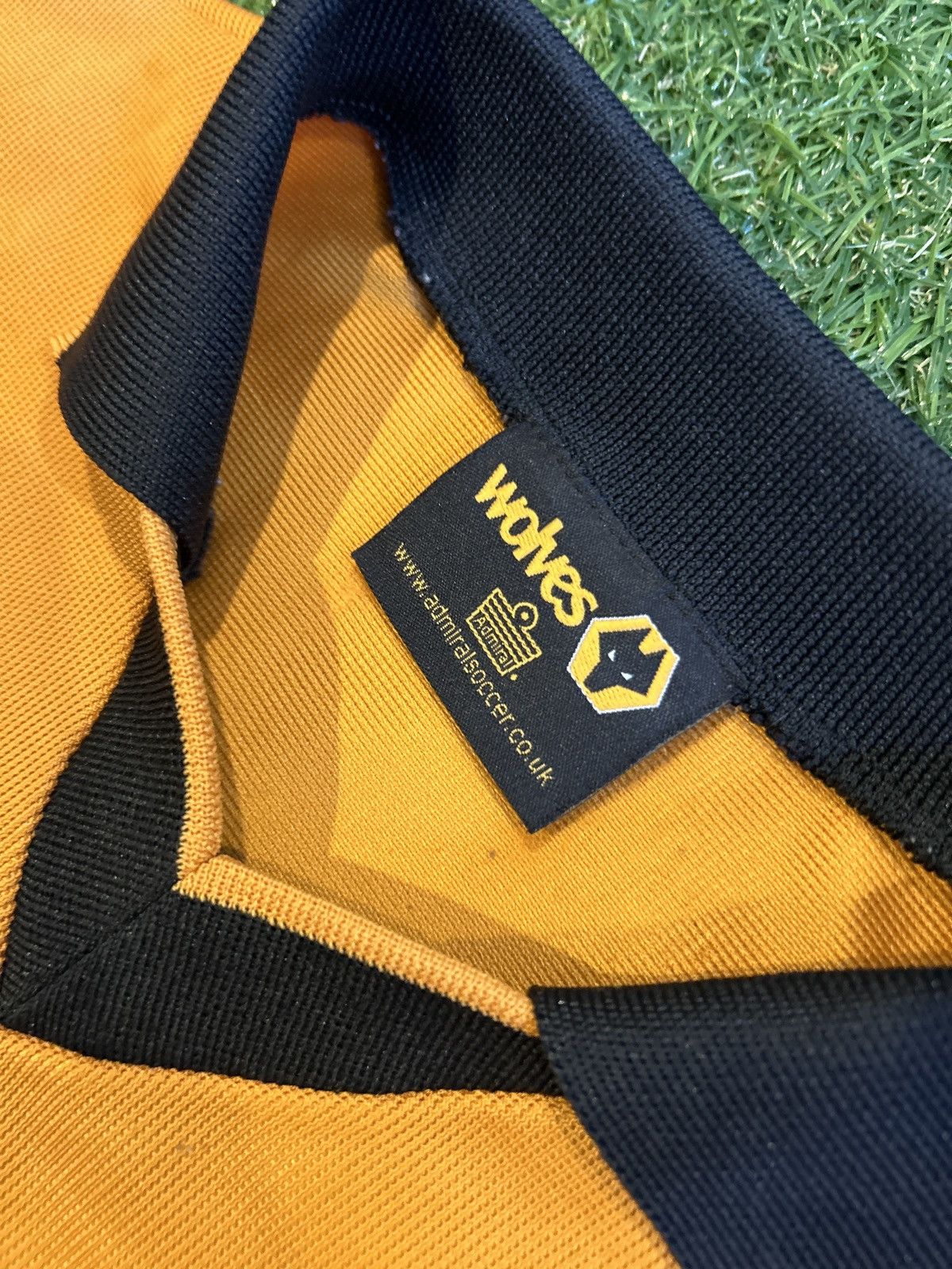 Vintage 03/04 Wolverhampton Wanderers FC Camara Home Shirt Size US L / EU 52-54 / 3 - 16 Thumbnail