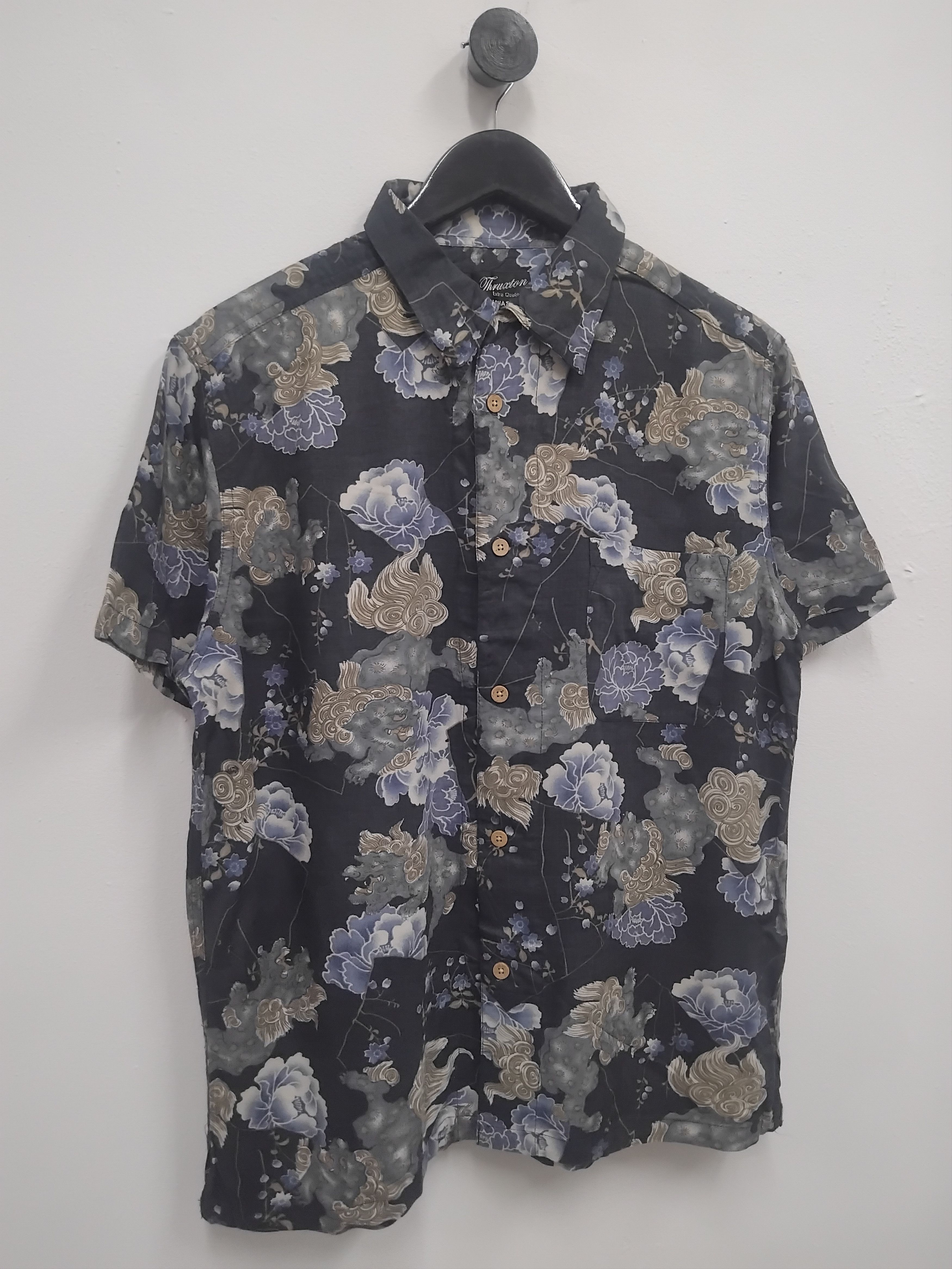 Japanese Brand 💥Thruxton japan tradition 100% rayon Hawaiian shirt Size US L / EU 52-54 / 3 - 7 Thumbnail