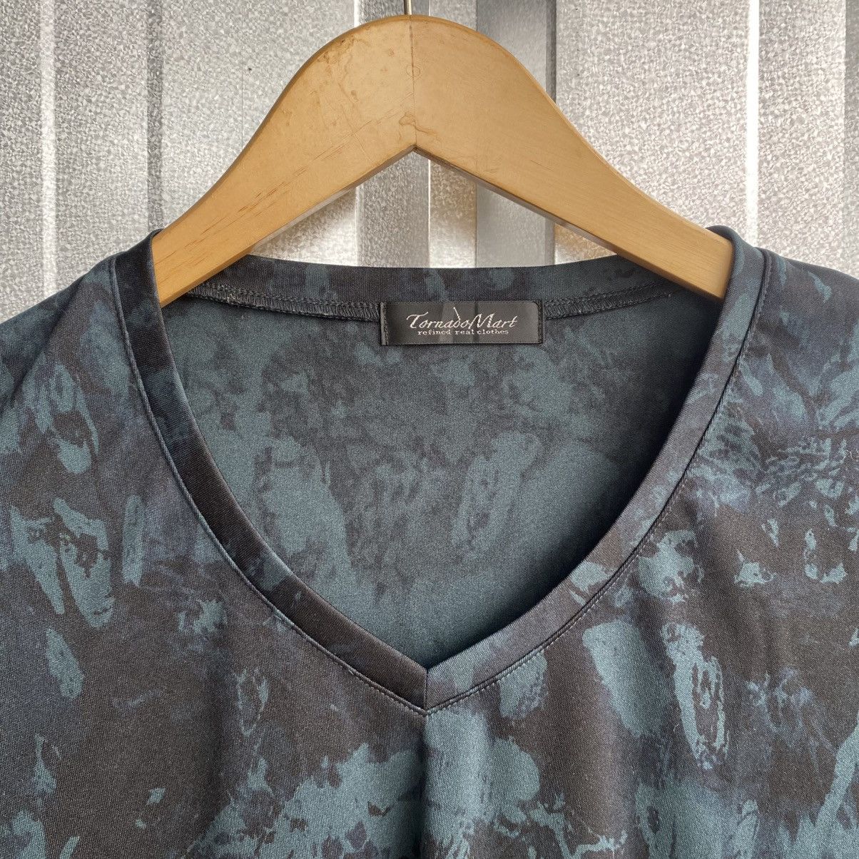 Tornado Mart y2k Tornado mart material jersey abstract short sleeve Size US M / EU 48-50 / 2 - 5 Thumbnail