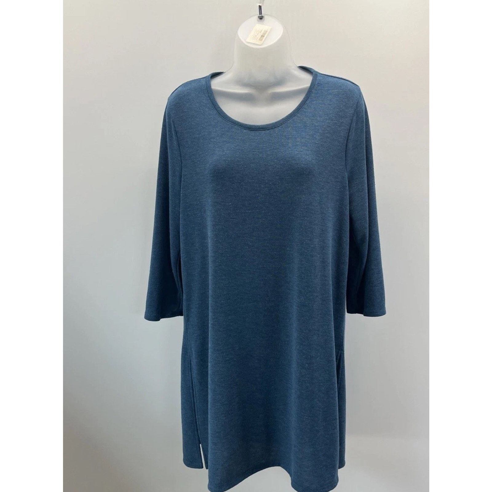 Chicos Chico's Size 1 M Blue Tunic Top Blouse Women Soft Size M / US 6-8 / IT 42-44 - 1 Thumbnail