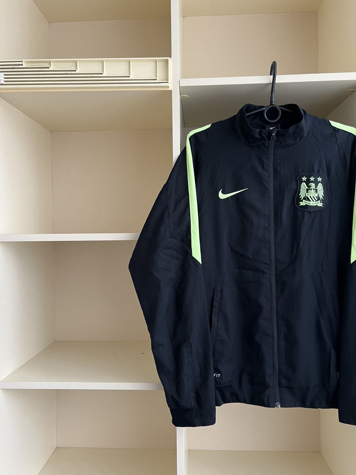 Nike Nike Manchester City 2015-2016 Soccer Light Jacket Football Size US S / EU 44-46 / 1 - 5 Thumbnail