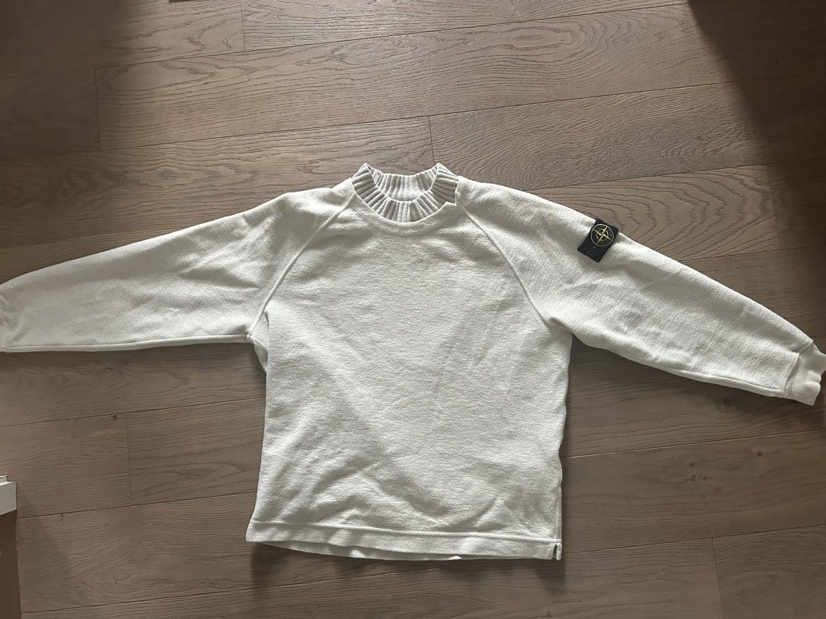 Stone Island Stone Island turtle neck sweater in a sand colour. Size US L / EU 52-54 / 3 - 1 Thumbnail