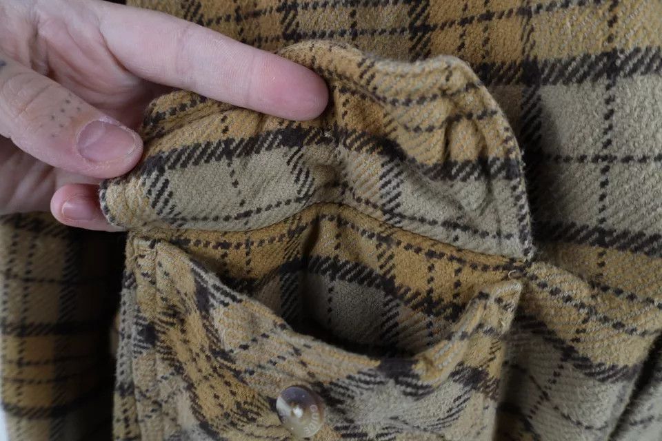Vintage Vintage 90s Streetwear Heavyweight Flannel Button Shirt Size US XL / EU 56 / 4 - 5 Thumbnail