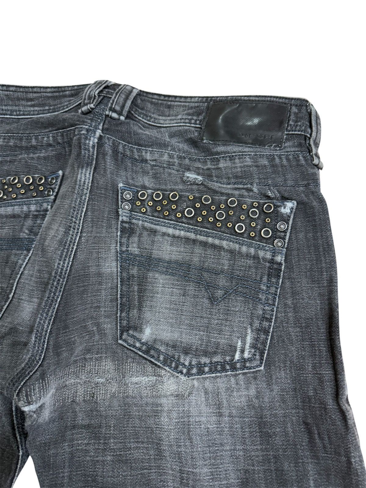 Diesel DIESEL TIMMEN DISTRESSED JEANS STYLE Size US 32 / EU 48 - 8 Thumbnail