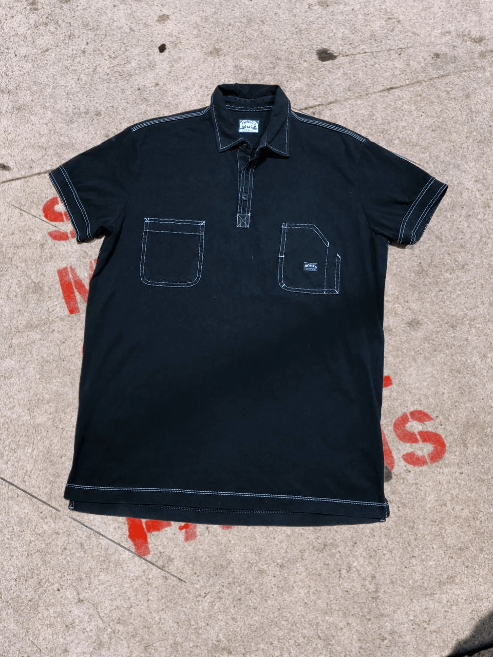 Diesel Vintage 90s Diesel Y2K Black Polo Streetwear Size US XL / EU 56 / 4 - 1 Thumbnail