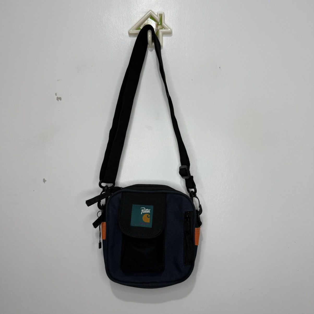 Carhartt Wip × Patta Carhartt Wip Patta Sling Bag Size ONE SIZE - 1 Thumbnail