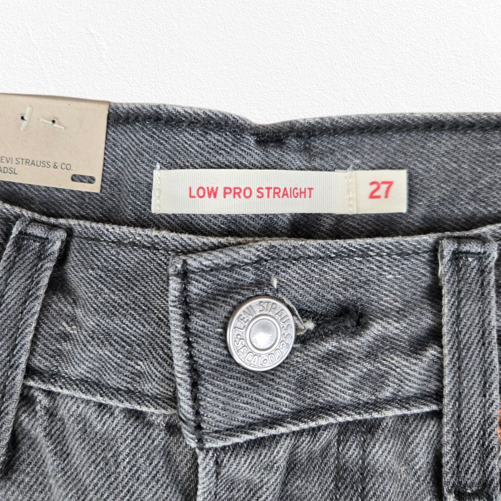Levi's Levi's Low Pro Grey Happy Accident Mid Rise Jeans Size 27 Size 27" / US 4 / IT 40 - 7 Thumbnail