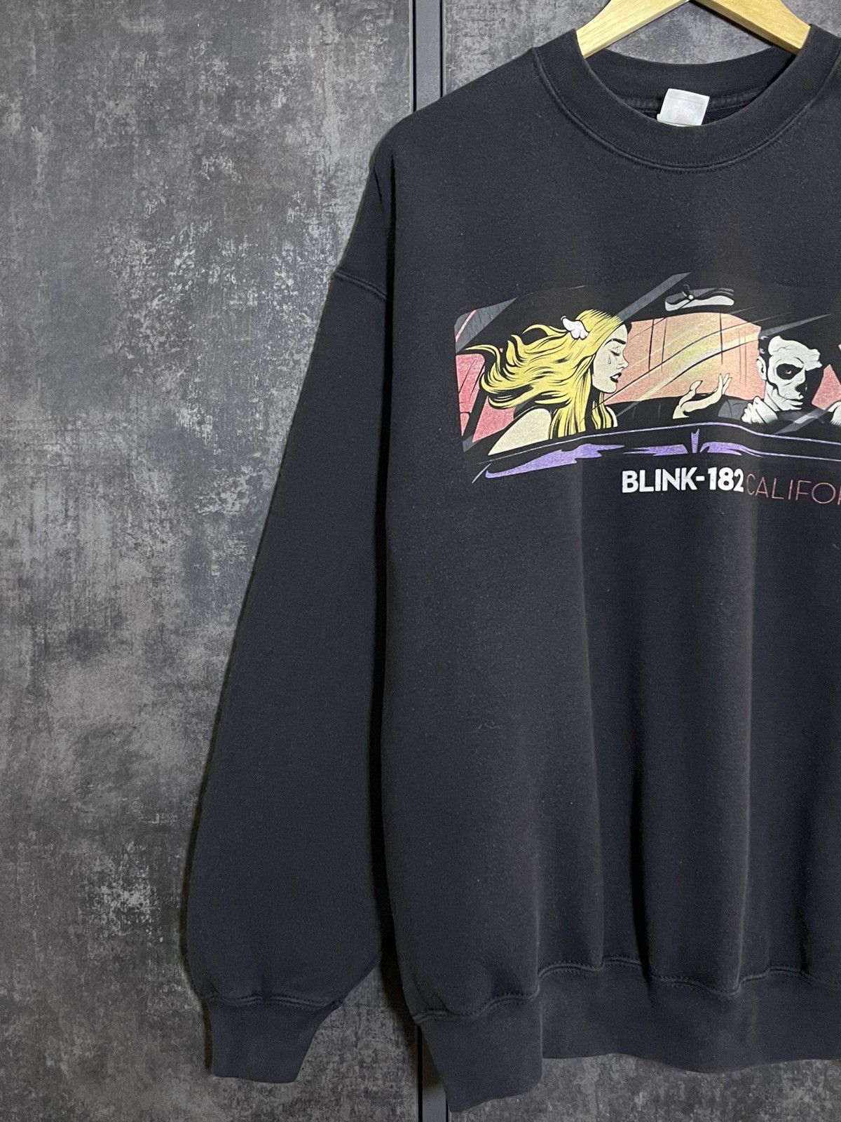 Band Tees Vintage 00s Blink 182 Sweatshirt Rock Band 3D Oasis Deftones Size US XL / EU 56 / 4 - 4 Thumbnail