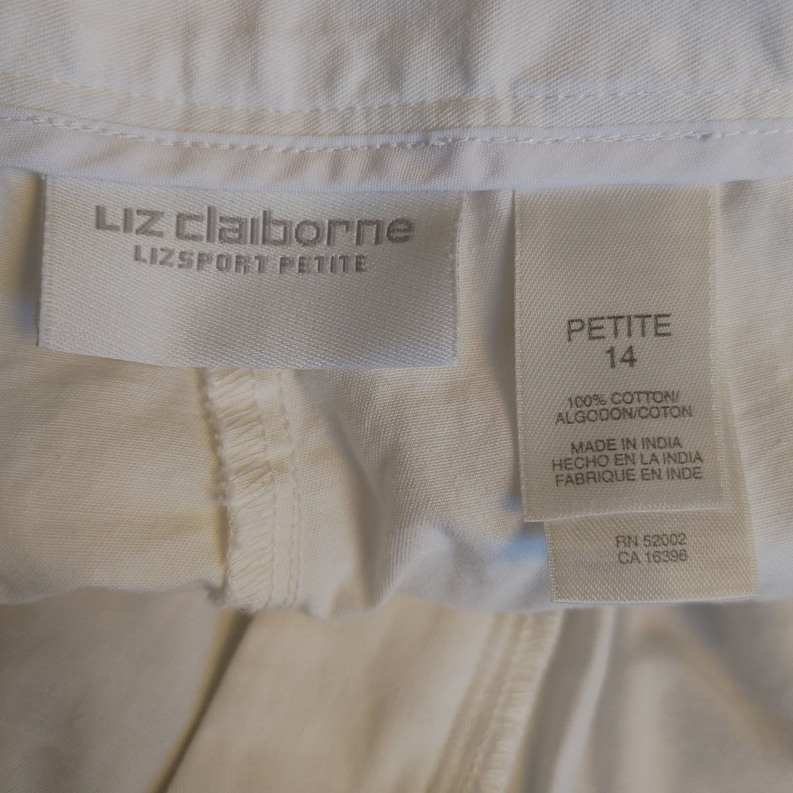 Other Liz Claiborne Petite Women's 14 White Denim Shorts Size 36" / US 14 / IT 50 - 3 Thumbnail