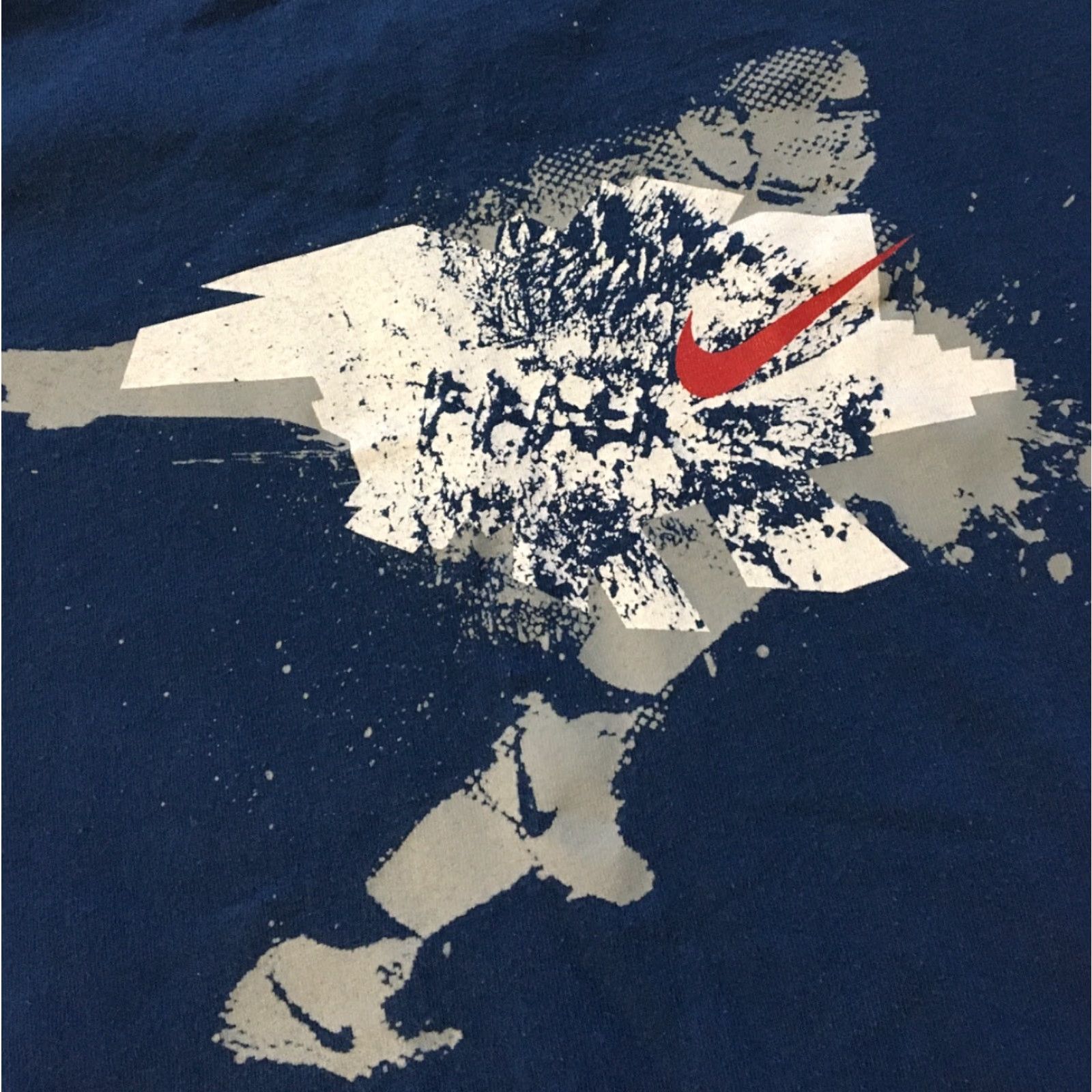 Nike VINTAGE Nike Football Swoosh Shirt XXL Track & Field Sport ACG Gym 90s Team USA Ball Size US XXL / EU 58 / 5 - 3 Thumbnail