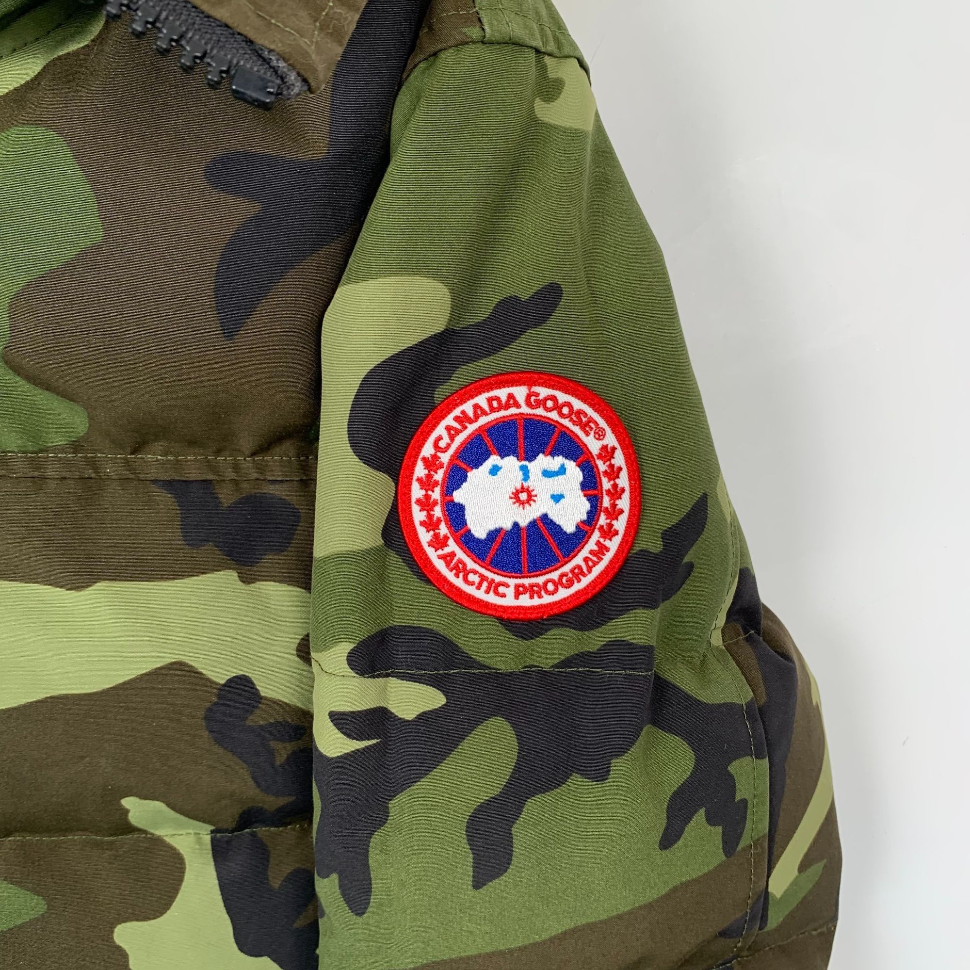 Moncler Canada Goose Camouflage Hooded Down Jacket XS Size US XS / EU 42 / 0 - 5 Thumbnail