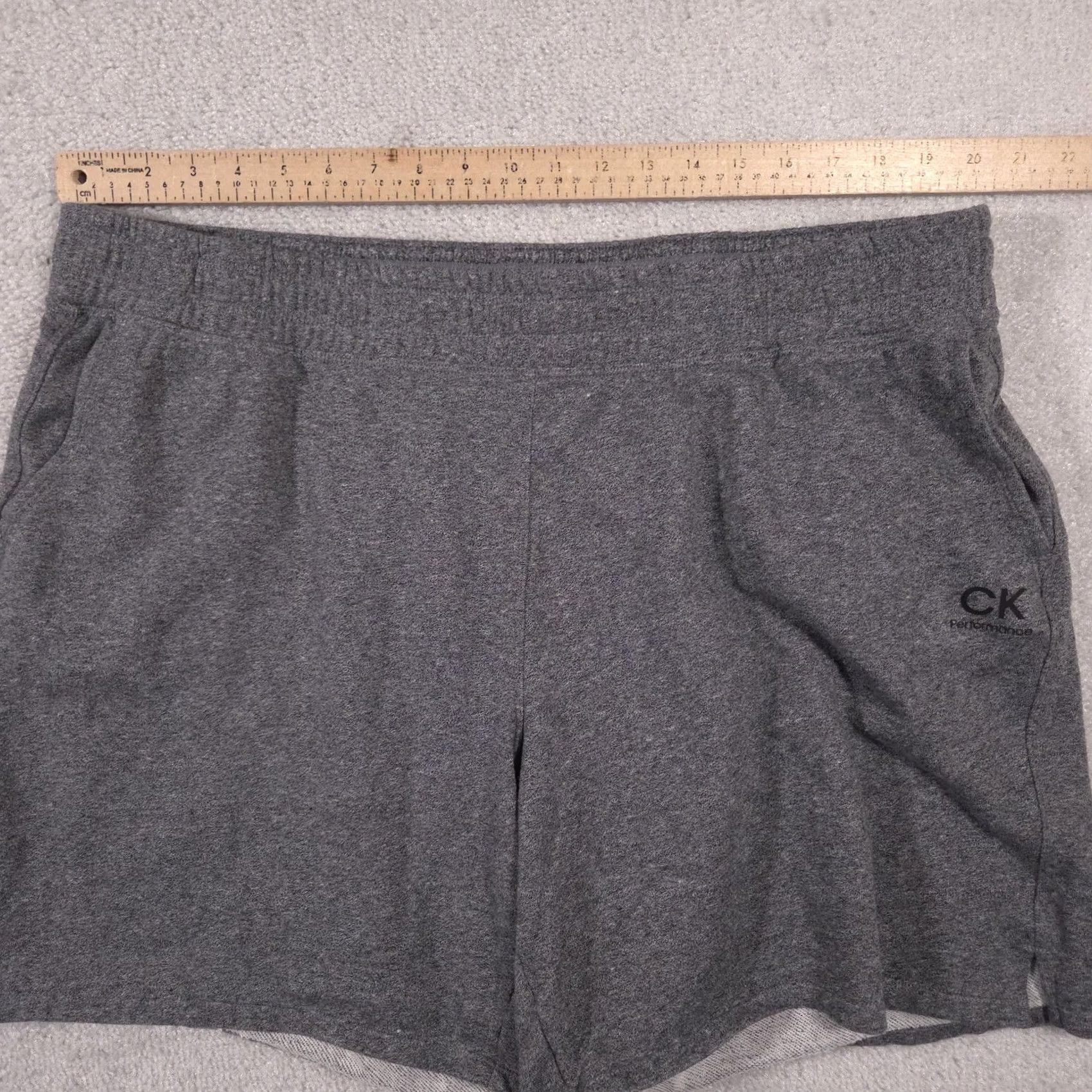 Calvin Klein Calvin Klein Performance Shorts Mens 2XL Gray Elastic Waist Pockets Casual Gym & Training CK Logo Streetwear Size US 39 - 6 Thumbnail