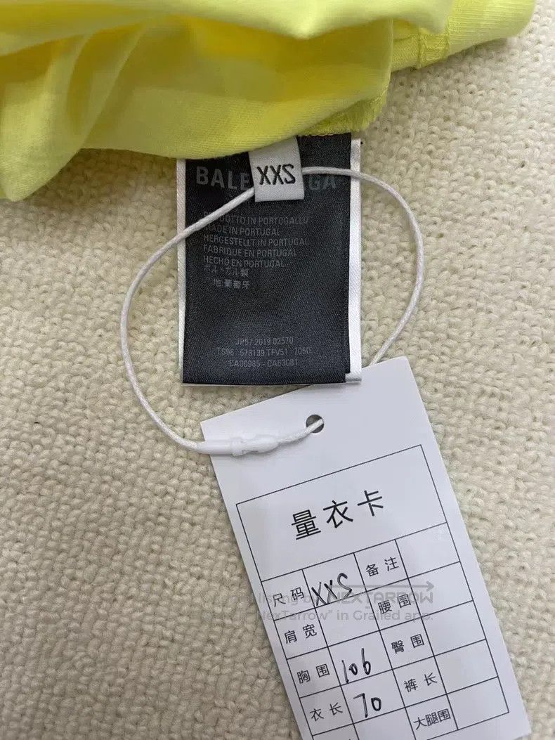 Balenciaga Balenciaga short sleeves Size US XXS / EU 40 - 5 Thumbnail