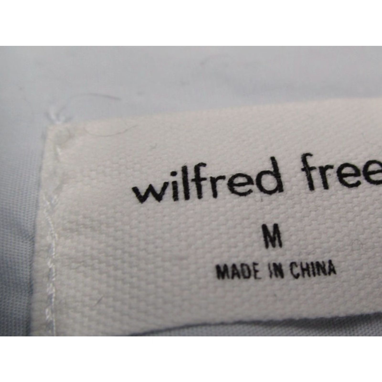 Vintage VINTAGE Wilfred Free Shirt Women Medium Blue Casual Button-Up Cotton Relaxed Fit Short Sleeve Size M / US 6-8 / IT 42-44 - 3 Thumbnail