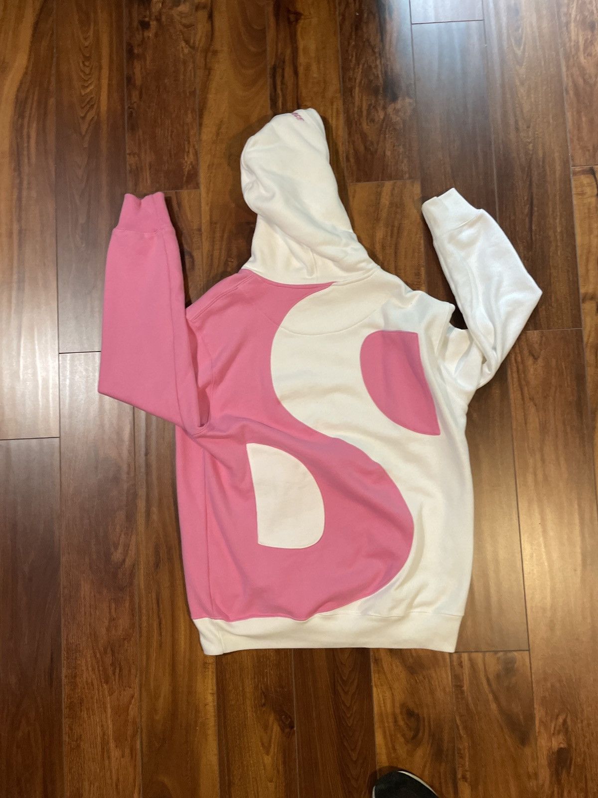 Palace Palace Ying Yang Hoodie Pink / White Size US M / EU 48-50 / 2 - 2 Thumbnail