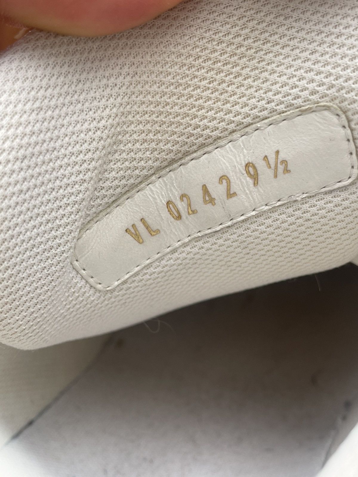 Louis Vuitton Louis Vuitton LV Trainer Monogram Denim - LV 9.5 Size US 10.5 / EU 43-44 - 7 Thumbnail