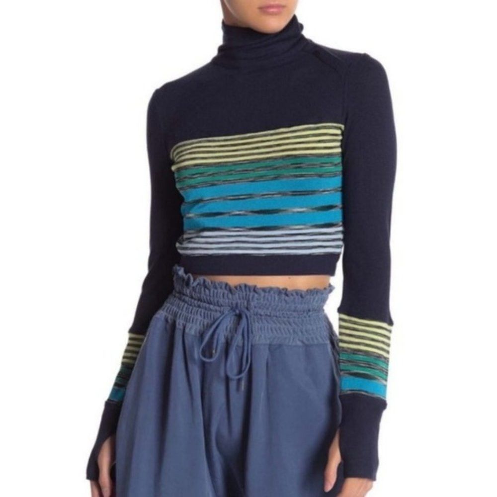Free People NWT New $108 Free People Mountain Mama Crop Top Size XS Size XS / US 0-2 / IT 36-38 - 1 Thumbnail