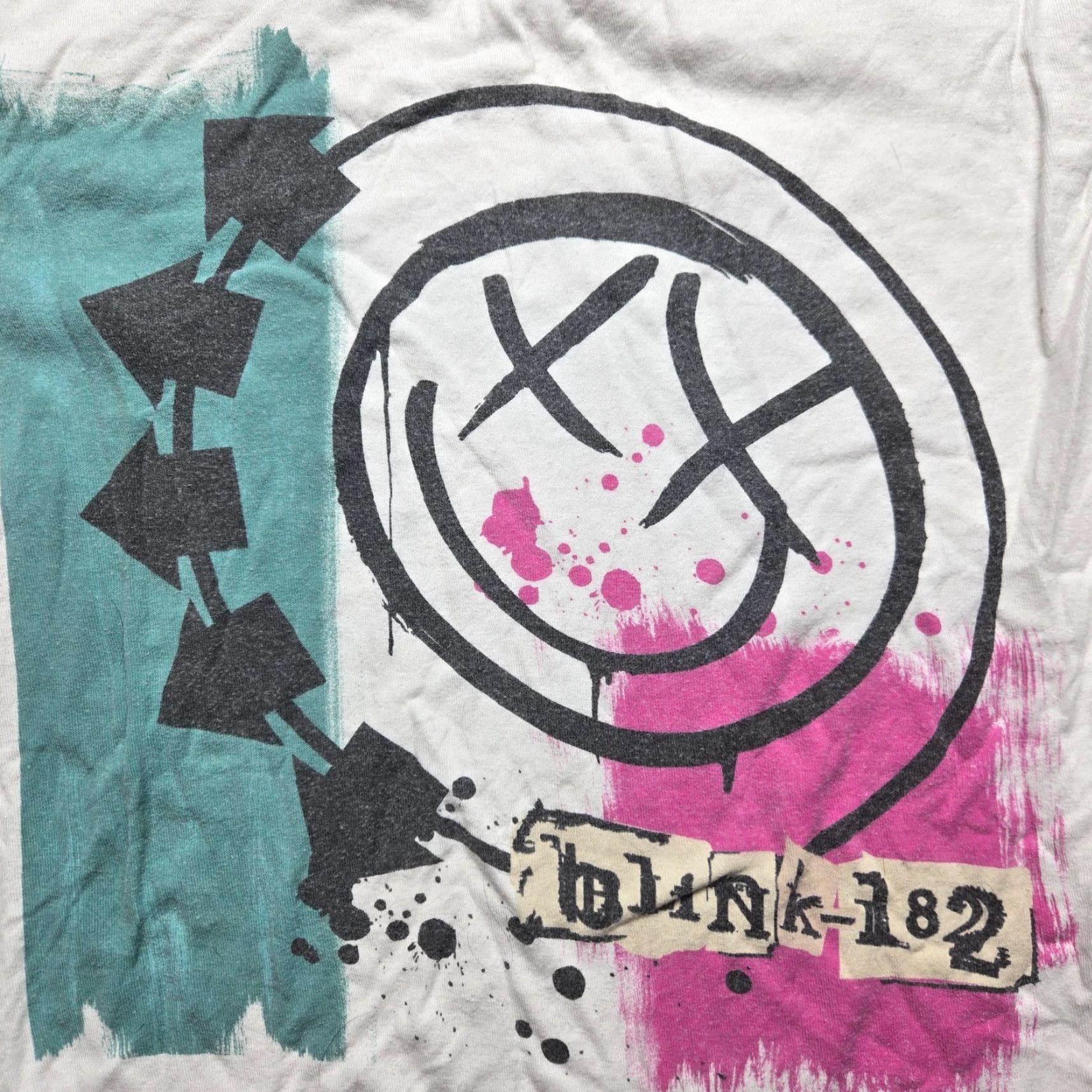 Vintage VINTAGE Blink 182 Band T-Shirt Adult Small White Graphic Rock Music 90s Mens Size US S / EU 44-46 / 1 - 2 Thumbnail
