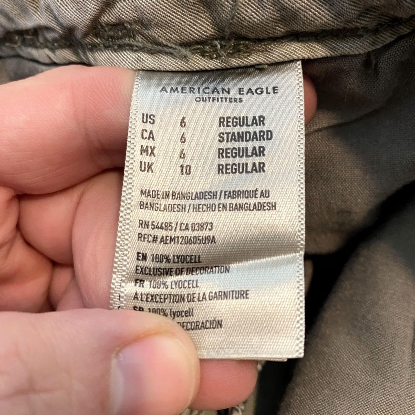 American Eagle Outfitters VINTAGE? No. Size 28" / US 6 / IT 42 - 7 Thumbnail